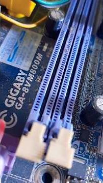 How to Clean RAM and Video Card Slots #quicktips #slots #pcgaming