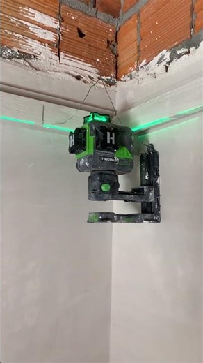 Gypsum ceiling with expansion joint @HUEPAR #shots