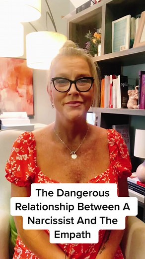 Understanding the Narcissist-Empath Relationship Dynamics