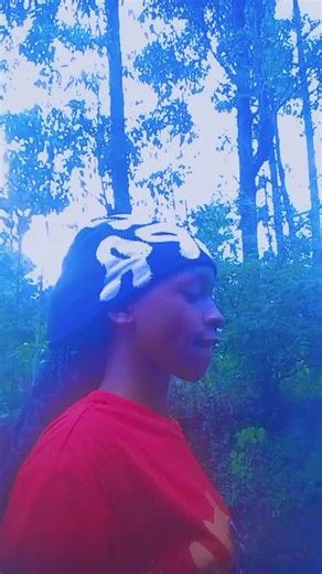 red berry 🍓 (@rosemarynaita)’s videos with original sound - Animation|Graphics|Film|Video