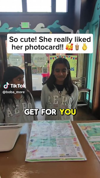 So cute! She really liked her photocard!! 🥰🧋🫰 #pov #boba #kpop #photocard #katseye @faroutpov @Boba & K-POP