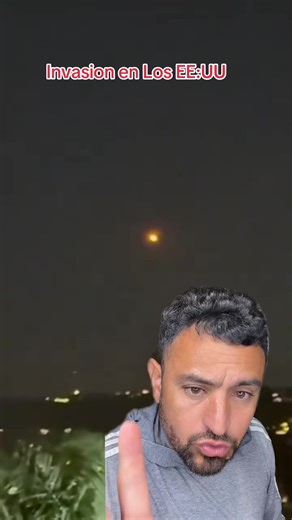 Naves alienígenas invaden EE:UU #noticia #usa #nave #aliens #ovni | ovnis