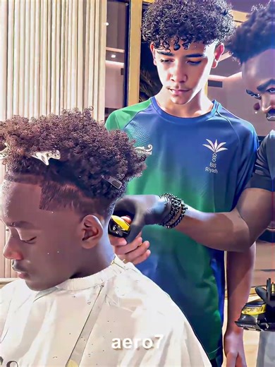 Ronaldos Family As Barbers 💈