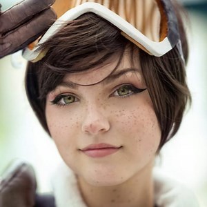 Funny Cosplay Memes - 9GAG