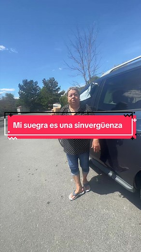 Suegra presta su carro y exige llenar el tanque 3 veces por semana