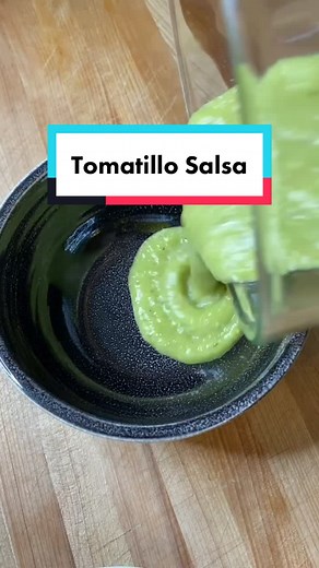 Delicious Tomatillo Salsa Recipe for Tacos