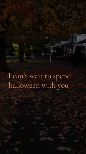 Halloween date ideas: fun ways to spend Halloween together