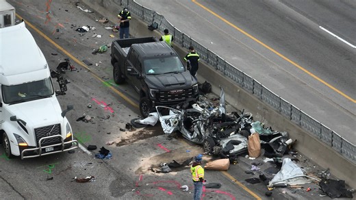 Austin I-35 crash: Truck carrying Amazon haul failed to slow for merge in deadly wreck