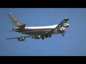 The World’s First Jumbo Jet