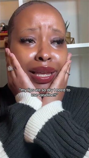 Them lips must REALLY be dry! skincaretips skincaaretiktok... #Shorts #angelamavalla