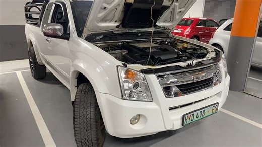 2010 Isuzu KB Kb300d-Teq LX E/cab 4x4 Pick Up Single Cab