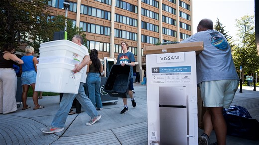 Move-in day full of excitement for new CSU students moving into residence halls on campus