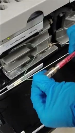 The stage of inserting the wire into a part is carried out by an expert properly and correctly.