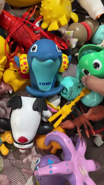 Ocean Animals for Kids | Learn Sea Creature Names with Colorful Toy Animals