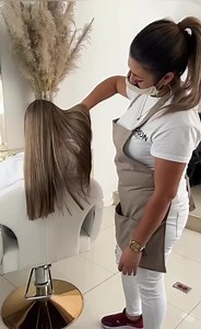 Promoción exclusiva hyaluronic serum pro ! $98.00 *liso 100% para todo tipo de hebra *incluye garantía *cash only o depósito *no incluye lavado / no incluye retoque | Poison Beauty Lounge | Facebook