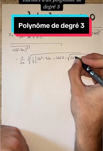 Factorisation d'un Polynôme de Degré 3 en Maths