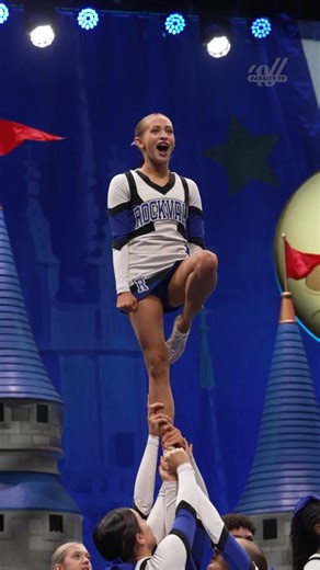 Varsity Spirit on Instagram: "This stunt sequence! 😮👏 Rockvale High School is advancing on to Medium Varsity DI finals!! Re-live all of their performances this weekend with the #SoundOn on #VarsityTV! #UCAnationals"