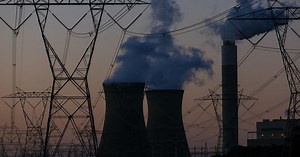 EPA to propose first controls on greenhouse gases from power plants