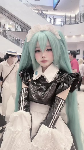 Maid Cosplay Inspired by Hatsune Miku