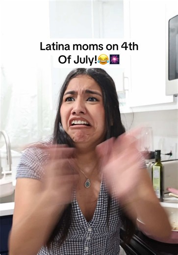 Latina Moms on 4th of July: Funny Family Moments
