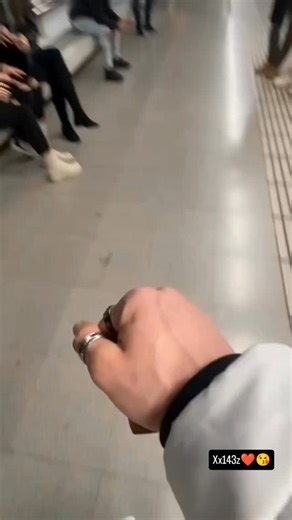 xxz---iyaZ on Instagram: "#trendingsongs🎶🎶💞❤️❤️❤️❤️😍😘🤔🤫🤗 #instadaily❤️ #instagram Hot beautiful lady ❤️"