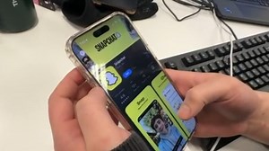 Most parents support app store age verification for teens downloading apps: poll