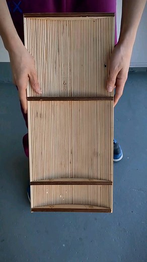 inlays on Instagram: "Just gotta build the curved frame 😍 I don't do wall art often. I really like the functionality of other woodworking forms. But I'm trying to learn curved panels. ▫️ ▫️ ▫️ #woodwork #woodworking #wood #fineart #woodworker #woodart #design #table #woodworkingforall #parquetry #marquetry #art #interior #homegoods #geometry #woodcraft #wooddesign #handmade #woodworkers #woodturning #finewoodworking #wooden #veneer #luxury #luxuryart #modernart #furnituredesign #woodworkingclas