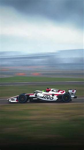 F1 2026 Season Loading ⌛ Haas VF-26 sound testing at Ferrari's home circuit 🐎