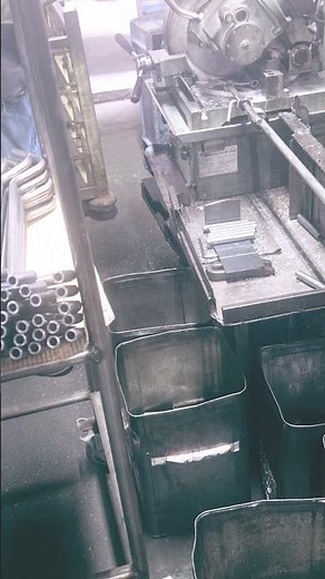 切断紹介 規定の長さ 治具 切断 高速カッター 製品保管状態 医療器具や建設機器、各種パイプ加工の石川工業 群馬県 太田市 1本から対応可能な会社です。＃ステンレス＃手摺＃パイプ曲げ＃埼玉県＃川越市