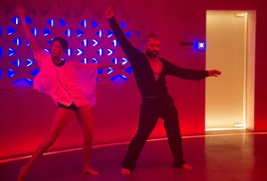 Watch: 2015’s Best Dance Scene & The New Trailer For ‘Ex Machina’ With Oscar Isaac & Domhnall Gleeson