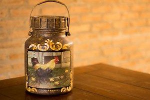 1.7M views · 2.1K reactions | Aprenda a pintar imitando ouro, cobre, ferro fundido, couro inox e granito. Essa é mais uma oportunidade de você aprimorar o seu artesanato e se divertir com essa atividade tão relaxante. | Merapi | Facebook