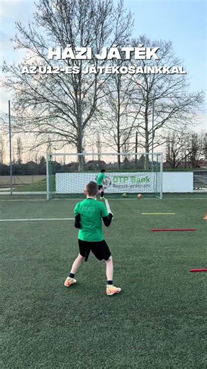 Ti ismeritek ezt a játékot? 😂 Kommentben pedig jelöld meg azt a haverodat, aki megnyerné simán! ⚽️