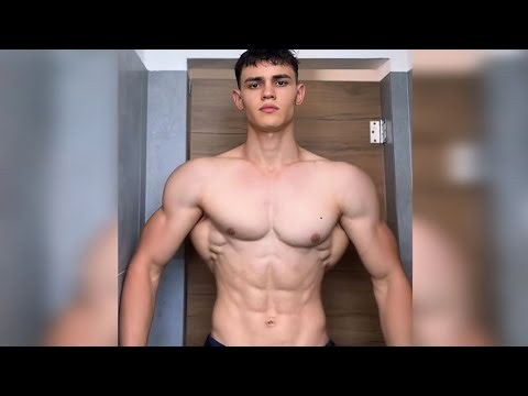 The Physique Gets Wilder With Every Flex | Young Bodybuilder Flexing Session