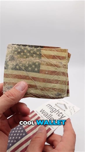 Conversation starter: Betsy Ross did NOT design the US Flag! https://mightywallet.shop/products/stars-and-stripes | mighty wallet®