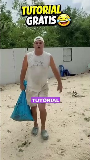 Free tutorial 😂🐍 This is how they capture a python