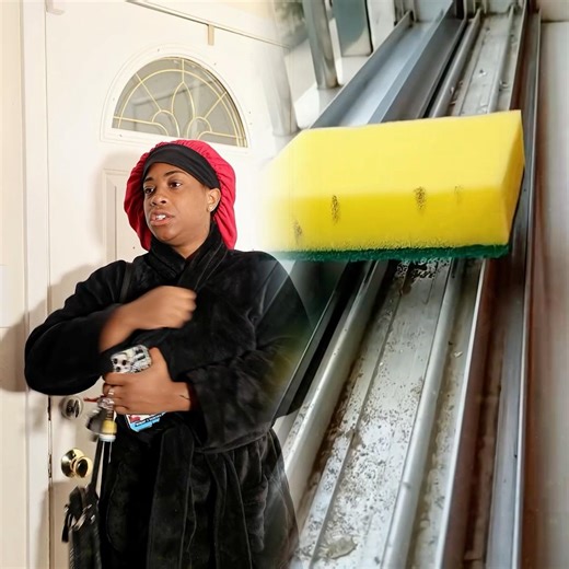 When your younger sibling sets you up (Ep.2) comment 😂 if yo feet dont stank DankScole