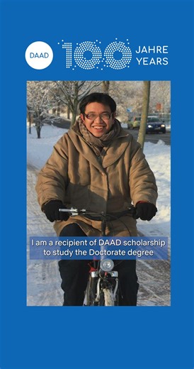 This 2025, the 🇩🇪German Academic Exchange Service (DAAD) marks a century of empowering minds, building bridges, and shaping global futures through education and exchange. The DAAD is the world’s largest funding organisation for the international exchange of students and researchers. In the Philippines, the DAAD has empowered generations of scholars and strengthened ties in research, education, and innovation for 40 years. 🇩🇪🇵🇭🤝 🎥 Watch as DAAD scholar Nikki Dagamac shares words of wisdom