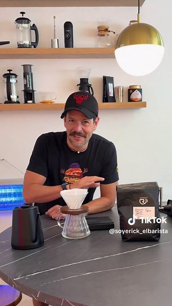 Café en V60: Prepara en 2 Minutos y 2 Vertidos