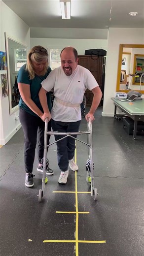 1K views · 22 reactions | William walking after a session using the Ekso therapy. Ekso is a wearable robot or exoskeleton that enables people with lower-extremity paralysis or weakness to stand and walk. #esko #eskotherapy #neurorehabilitation #pt #physicaltherapy | Bridging Bionics Foundation | Facebook
