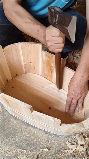 14K views · 143 reactions | A piece of forgotten history from the 80s! This simple urinal was a discreet necessity in families with children and was commonly placed under the bed in almost every home. #craftsmanship #ancientcrafts #intangibleculturalheritage #CulturalHeritage #handmade | Videoslia | Facebook