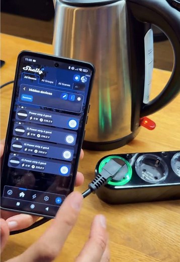 Smart power, easy set up in minutes. ⚡ Watch how the Shelly Power Strip 4 Gen4 is connected and put to work. Control your devices, automate routines, and keep power usage in check. Learn more: 🔗shelly.com #ShellySmartHome #PowerStrip