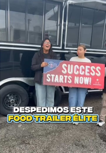 Seguimos construyendo el food trailer del sueño de muchas familias 🙌🏼✅ ¡Contacta con nosotros y obtén tu cotización ahora! Somos #TEXASSTARTRAILERS te esperamos! 📍Visítanos 11339 Emerald St Dallas TX 75229 📍 Visítanos - 1632 N Mannheim Rd Stone Park IL Chicago 60165 📲 1800 864 5816 ✅ WhatsApp 1 (469) 506-3671 📧 Management@texasstartrailers.com 🌐 www.texasstartrailers.com #foodtruck #streetfood #foodie #foodtrailer