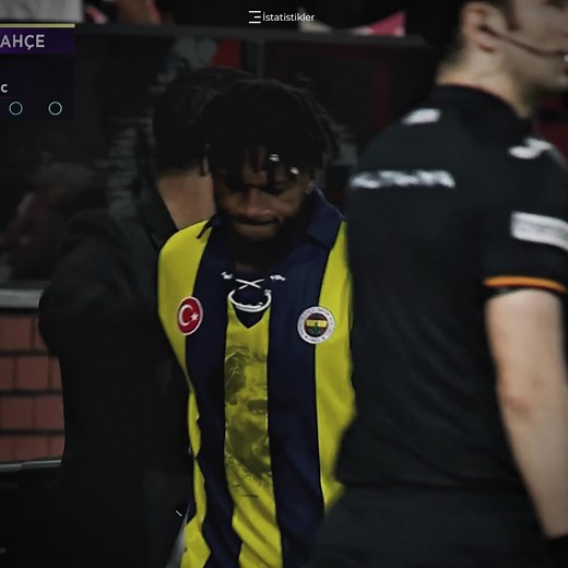 Discord sunucumuz açılmıştır.Futbolcu klipleri paylaşılacaktır.Biodaki linkten katılabilirsiniz.#fenerbahçe
