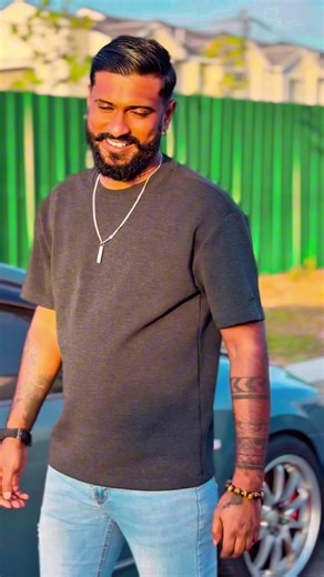 Sinungi Sinungiyae: Un Kolosu Mani pola naa