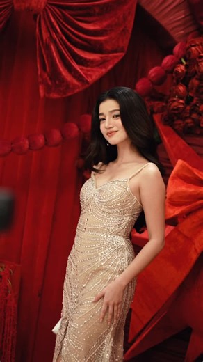 TALEE on Instagram: "Our first Star Magical Christmas and we’re still buzzing! ✨ Huge thanks, warm hugs, 🫂and big kisses 💋to everyone who visited the Talee booth, played with the products, snapped photos, and spent time with Belle and Daniela.🤍Where will Talee pop up next? Keep your eyes open! 👀 #TotallyYou #TaleebyBelleandDaniela"