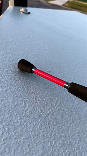 Want to stand out but look good at the same time? Look no further the Champion Series has 14 different color options for blanks. Dm me to get your unique rod built 🤙🏼