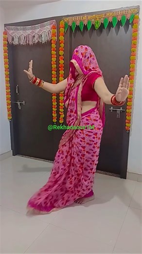 Desi Pahari Dance ❤️ #shorts #ytshorts#dogrisong #dancevideo #viraldance #cutegirl#dogrifolksong