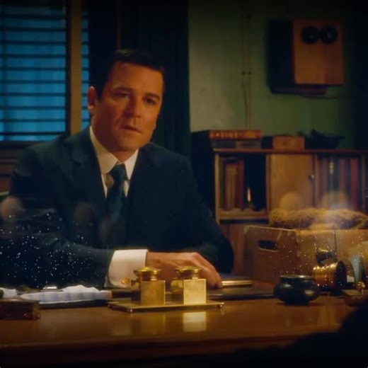 6.1K reactions · 97 shares | NEW REVIEW ALERT! ✨ ☠ 摒 Unearthing the Past 摒 ☠ A great episode for Roberts and Watts — but Murdoch spends more time designing bunk beds than solving crimes.  Read my full review here: murdochshat.com #murdochmysteries #review | Murdoch's Hat | Facebook