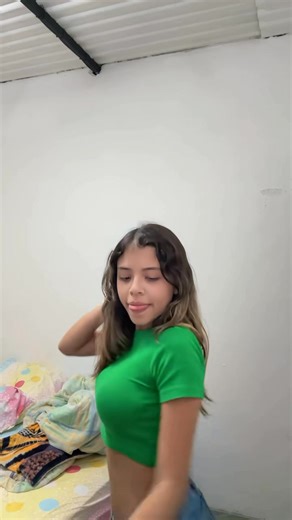 Estefani Faby on Reels