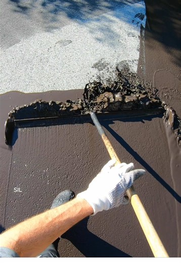 Is the asphalt ever satisfied? It seems like it’s always thirsty. #sealcoatingislife #fyp #reels #usa #fypシ